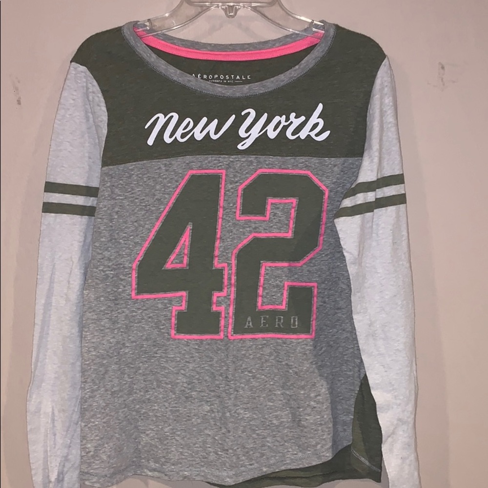 Aéropostale long sleeve graphic tee